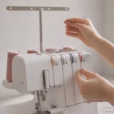 Janome 793PG: як правильно заправити нитки