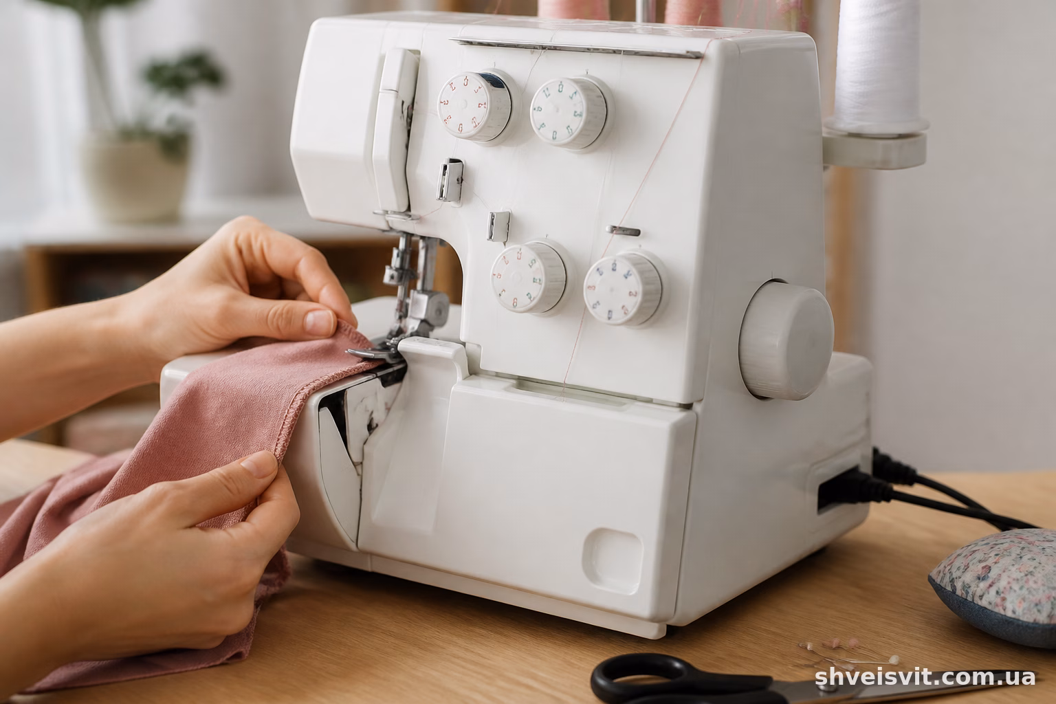 Janome MyLock 210D пропускає стібки: чому так відбувається і як це виправити