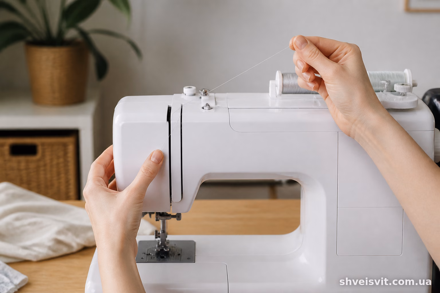 Minerva M840DS: як заправити нитки